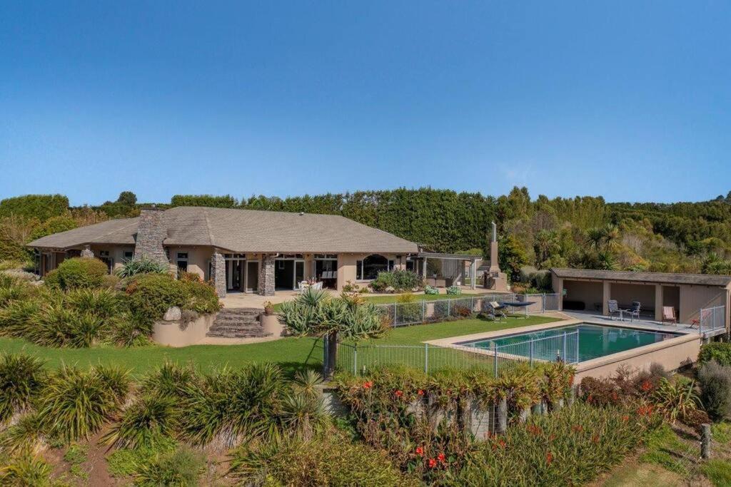 Luxury Country Retreat Apartment Cooks Beach Bagian luar foto